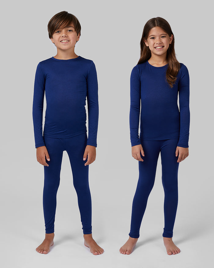 32 Degrees Beacon Blue _ Unisex Kids 2Pc Lightweight Baselayer Set {model: Miles is 53", wearing size S} {model: Kennedy is 52", wearing size 7}{bottom}{right} {bottom}{right}