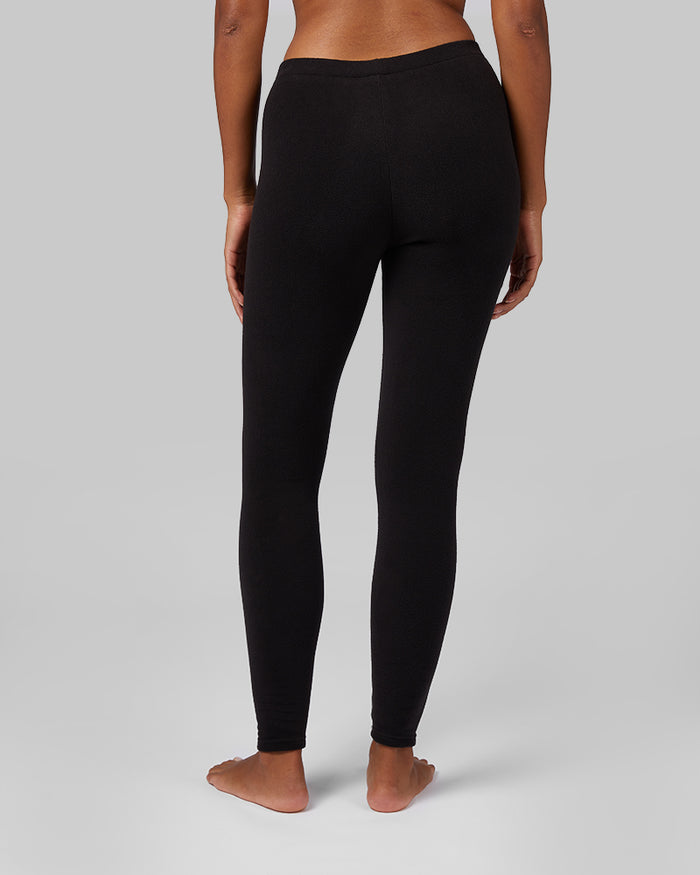 32 Degrees Black _ Women's Heavyweight Fleece Baselayer Legging {model: Victoria is 5'10", wearing size S}{bottom}{right} {bottom}{right}