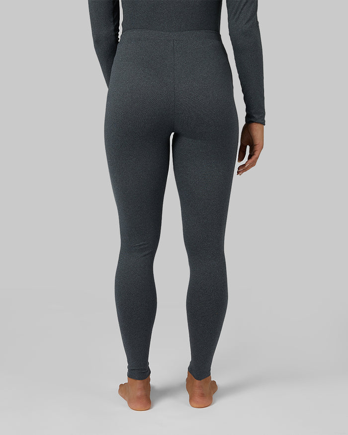 32 Degrees Charcoal Heather _ Women's Lightweight Baselayer Legging {model: Alexis is 5'6", wearing size S}{bottom}{right} {bottom}{right}