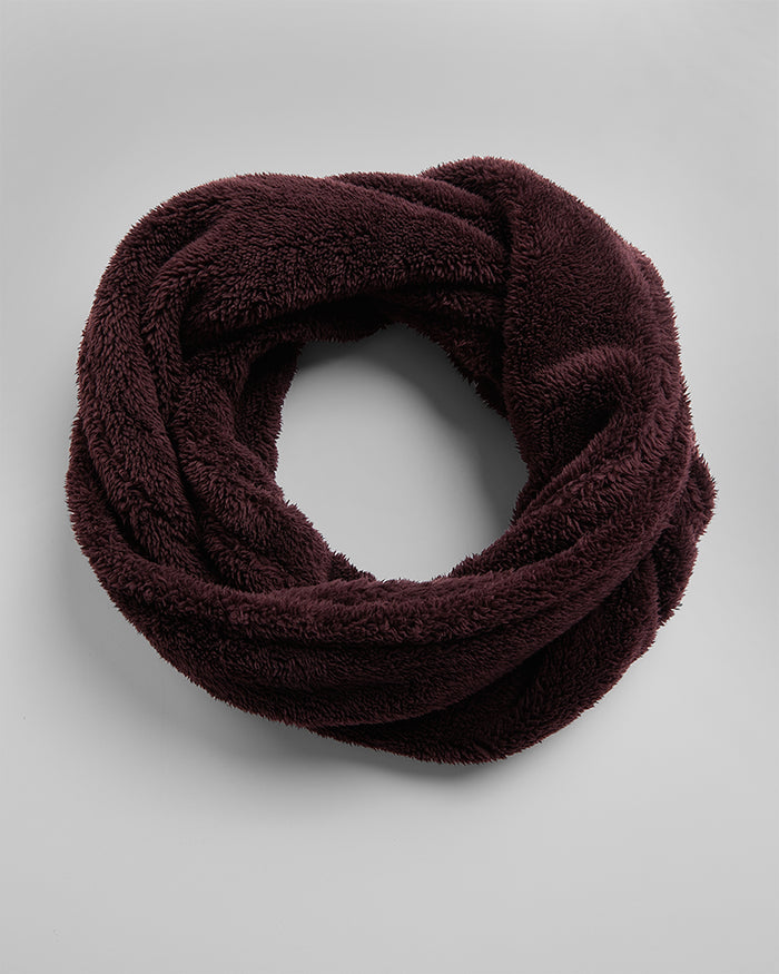 32 Degrees Boysenberry_Women's soft sherpa Infinity scarf {bottom}{right}