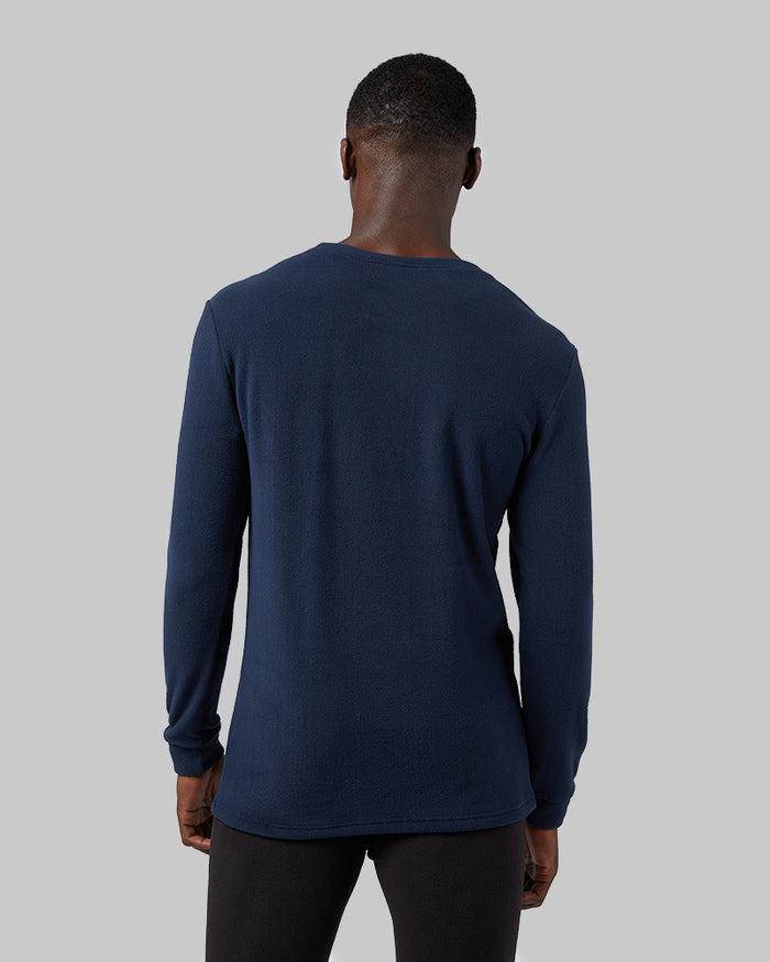 32 Degrees Stormy Night _ Men's Heavyweight Fleece Baselayer Crew Top {model: Darius is 6'1", wearing size M}{bottom}{right} {bottom}{right}