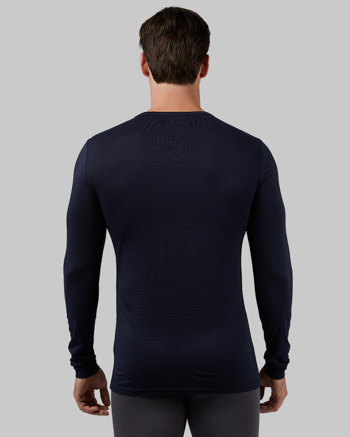 32 Degrees Stormy Night _ Men's Lightweight Baselayer Crew Top {model: Bobby is 6'1", wearing size M}{bottom}{right} {bottom}{right}