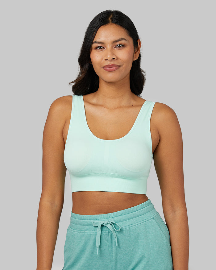 32 Degrees Brook Green _ Womens Scoop Longline Comfort Bra {model: Victoria is 5'10" and size 4-6, wearing size S}{bottom}{right} {bottom}{right}
