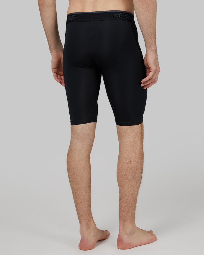 32 Degrees Black _ Men's Cool Lite Compression Short {model: Ryan is 6'1", wearing size M}{bottom}{right} {bottom}{right}