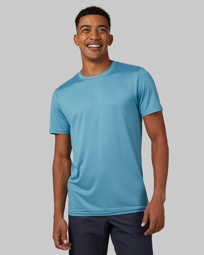 32 Degrees Haze Blue _ Men's Cool Classic Crew T-shirt {model: Anthony is 6'0", wearing size M}{bottom}{right} {bottom}{right}